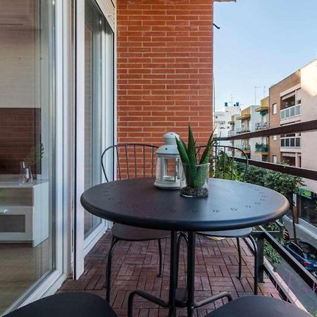 2 Apartamento En Estadio Sevilla 6 Plazas 3 Hab Y Metro Dış mekan fotoğraf