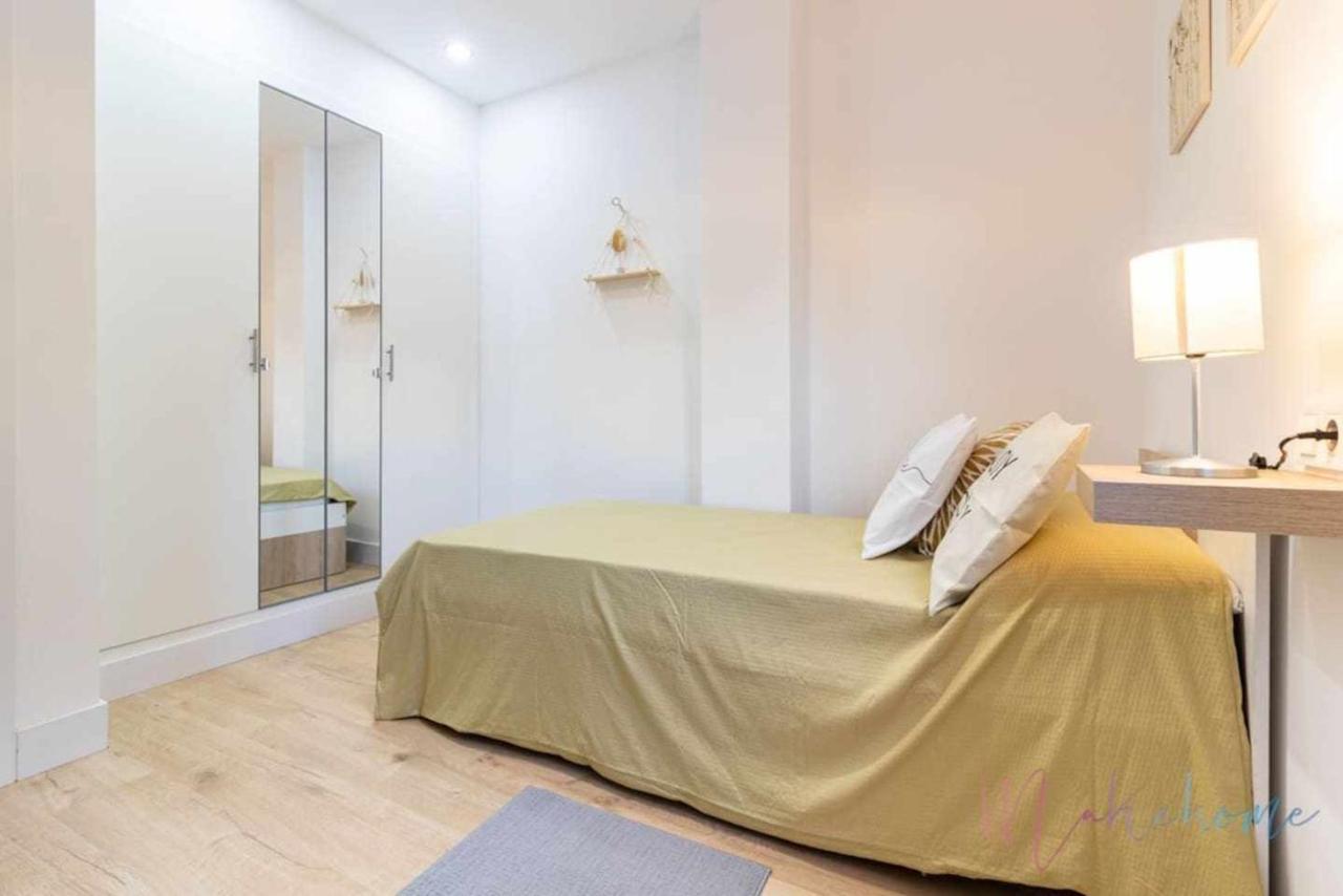 2 Apartamento En Estadio Sevilla 6 Plazas 3 Hab Y Metro Dış mekan fotoğraf